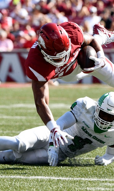 North Texas stuns Arkansas in 44-17 rout